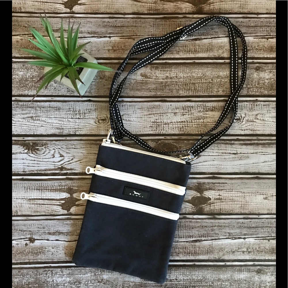 Scout bags crossbody purse